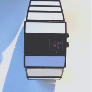 Nixon Rotolog